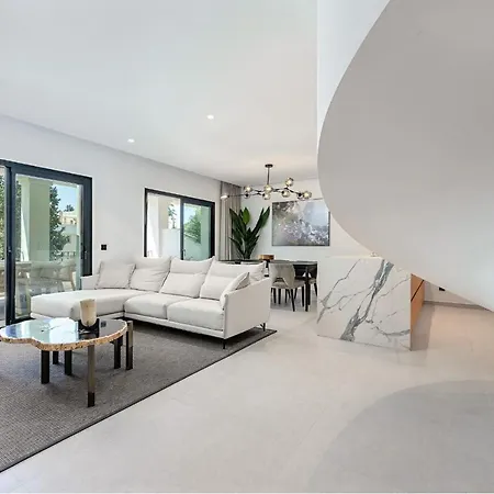 Triplex En Aloha Gardens, 4 * 마르베야