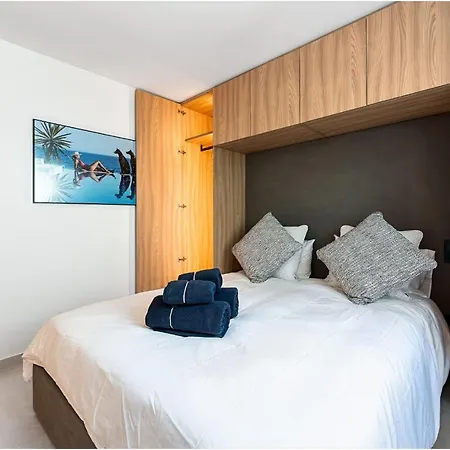 Triplex En Aloha Gardens, 4 Апартаменти *